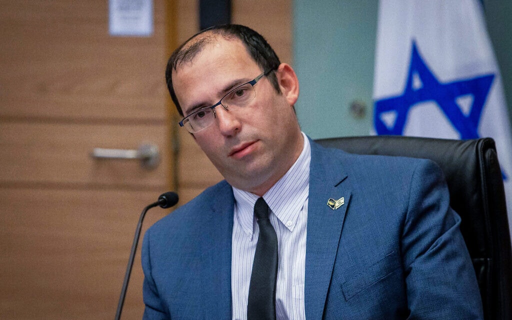 ח"כ שמחה רוטמן מנהל דיון בוועדת החוקה של הכנסת, 7 בפברואר 2023 (צילום: אורן בן חקון/פלאש90)