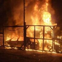 כפר חווארה עולה באש בעקבות התפרעויות של מתנחלים, 26 בפברואר 2023