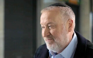 אביחי מנדלבליט בריאיון לאילנה דיין בתוכנית "עובדה", 9 בפברואר 2023 (צילום: צילום מסך, ערוץ 12) אביחי מנדלבליט בריאיון לאילנה דיין בתוכנית "עובדה", 9 בפברואר 2023 (צילום: צילום מסך, ערוץ 12)