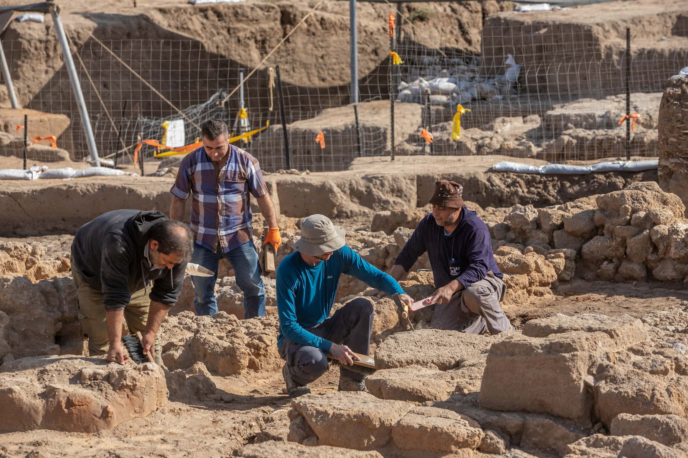 חפירות מתקופת הסנהדרין ביבנה. נובמבר 2021 (צילום: Yossi Aloni/Flash90)