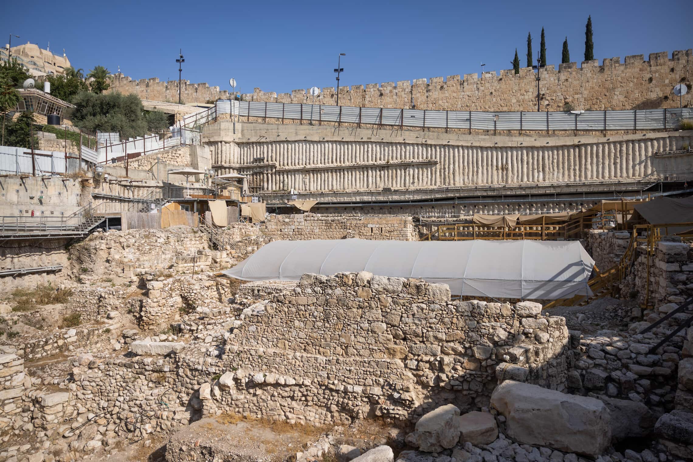 חפירות חניון גבעתי בסמוך לעיר העתיקה בירושלים. ספטמבר 2022 (צילום: Yonatan Sindel/Flash90)