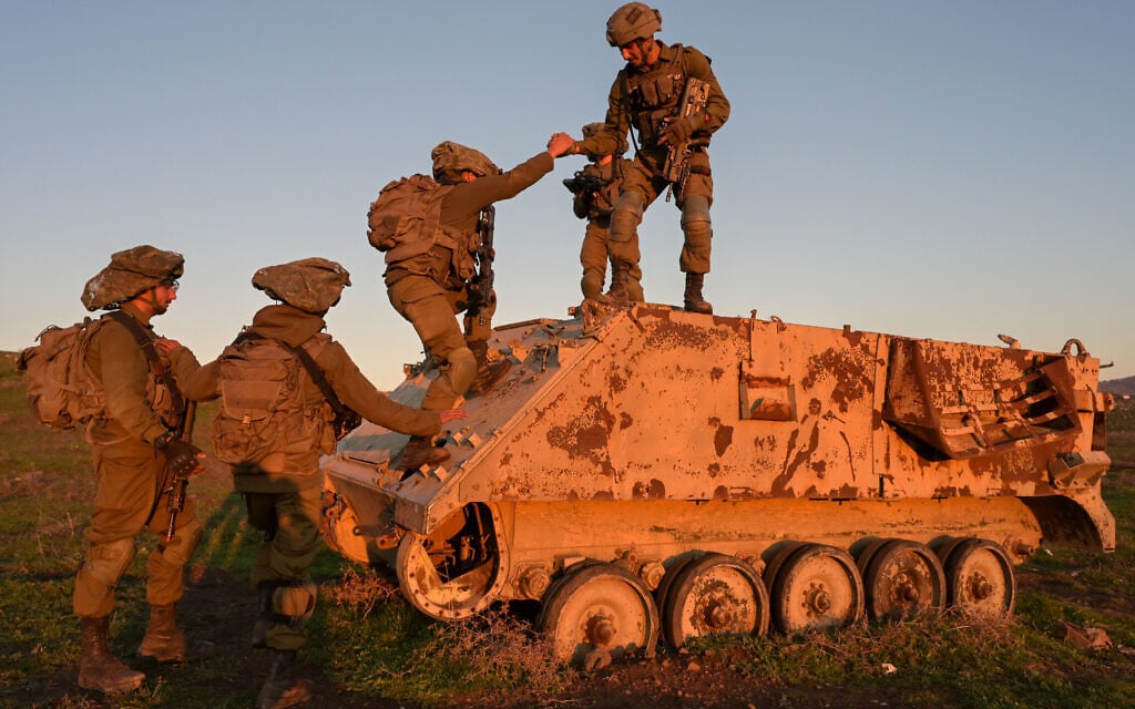 חיילים מחטיבת גבעתי בתרגיל ברמת הגולן, 27 בדצמבר 2022. אילוסטרציה: למצולמים אין קשר לנאמר בכתבה (צילום: מיכאל גלעדי/פלאש90)