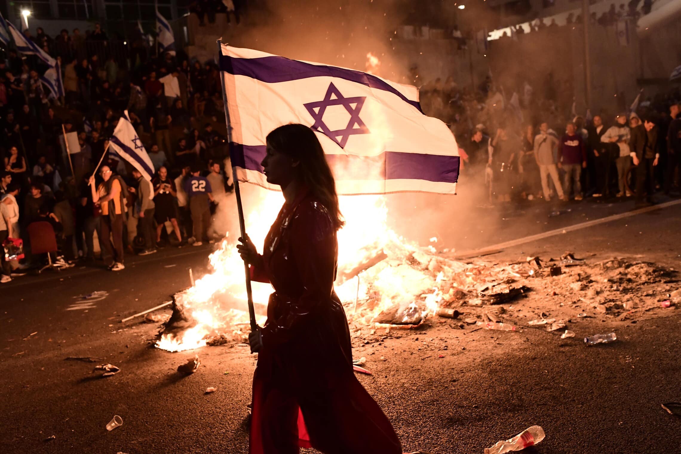 הפגנה נגד המהפכה המשפטית בתל אביב, 26 במרץ 2023 (צילום: Tomer Neuberg/Flash90)