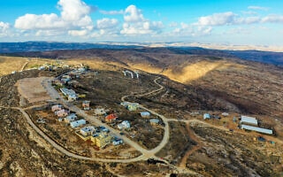 ההתנחלות פני קדם בגוש עציון (צילום: שלומי פרץ, ויקיפדיה) ההתנחלות פני קדם בגוש עציון (צילום: שלומי פרץ, ויקיפדיה)