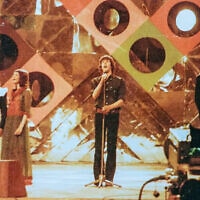 גידי גוב מופיע עם השיר "יעלה ויבוא" בפסטיבל הזמר והפזמון לשנת תשל"ג, 7 במאי 1973 (צילום: אמיתי לבון)