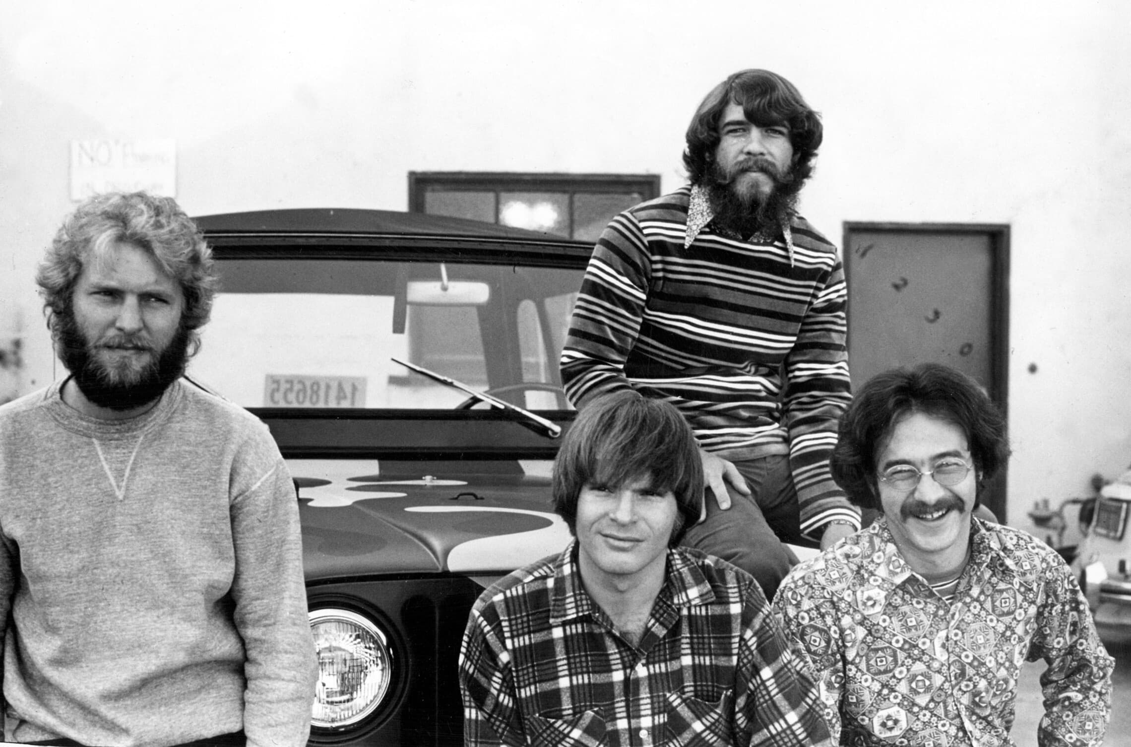 להקת Creedence Clearwater Revival ב-1970. ג&#039;ון פוגרטי במרכז (צילום: Pictorial Press / Alamy)
