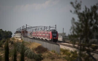 אילוסטרציה: רכבת ישראל (צילום: Hadas Parush/Flash90) אילוסטרציה: רכבת ישראל (צילום: Hadas Parush/Flash90)
