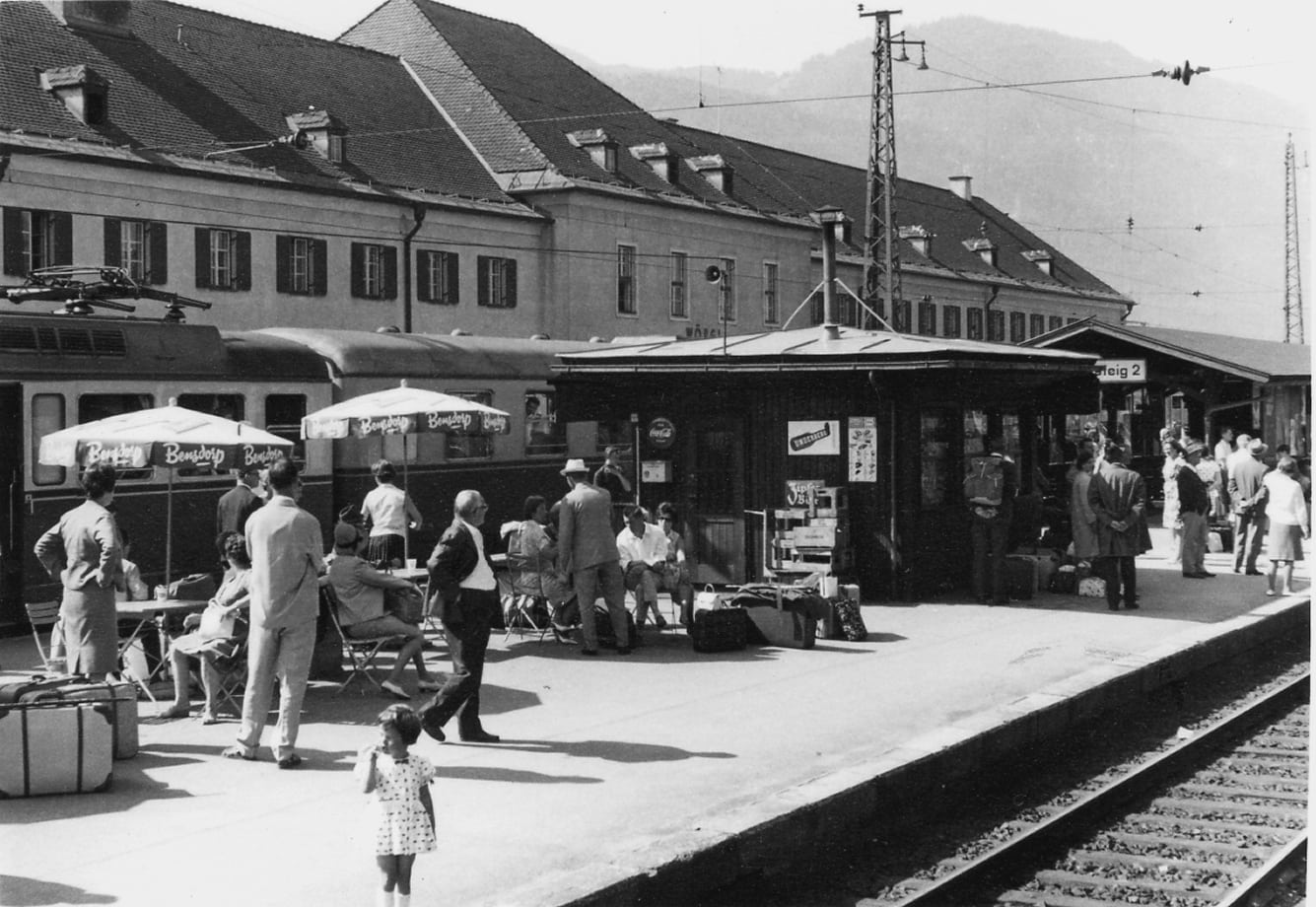 תחנת הרכבת בוורגל, 1965 (צילום: ויקיפדיה, Jacquesverlaeken)