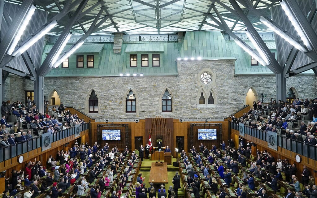 בית הפרלמנט של קנדה באוטווה, בעת ביקורו של נשיא ארה&#8221;ב ג&#8217;ו ביידן, 24 במרץ 2023 (צילום: AP Photo/Andrew Harnik)