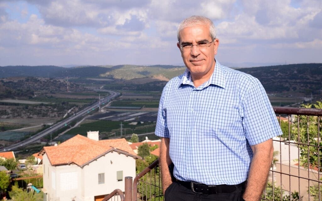 אלי אבוטבול, לשעבר ראש המועצה האזורית זכרון יעקב (צילום: מתוך עמוד הפייסבוק של המצולם)