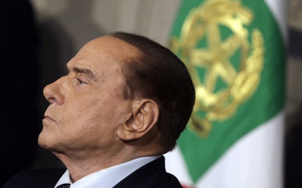 ראש ממשלת איטליה לשעבר סילביו ברלוסקוני (צילום: AP Photo/Gregorio Borgia)