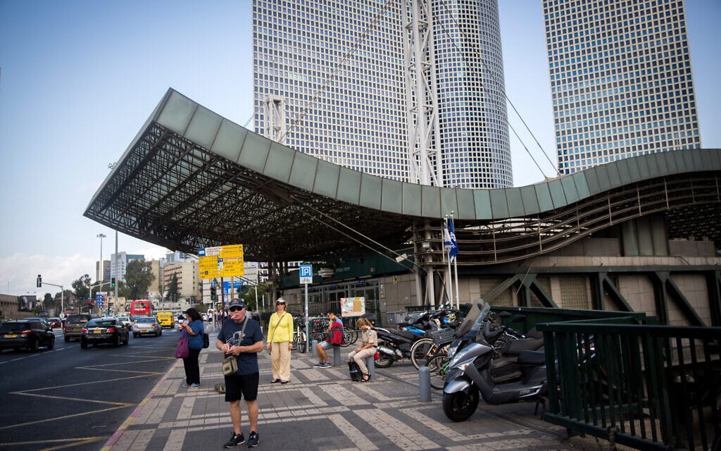 אזור תחנת רכבת השלום (צילום: Miriam Alster/Flash90) אזור תחנת רכבת השלום (צילום: Miriam Alster/Flash90)