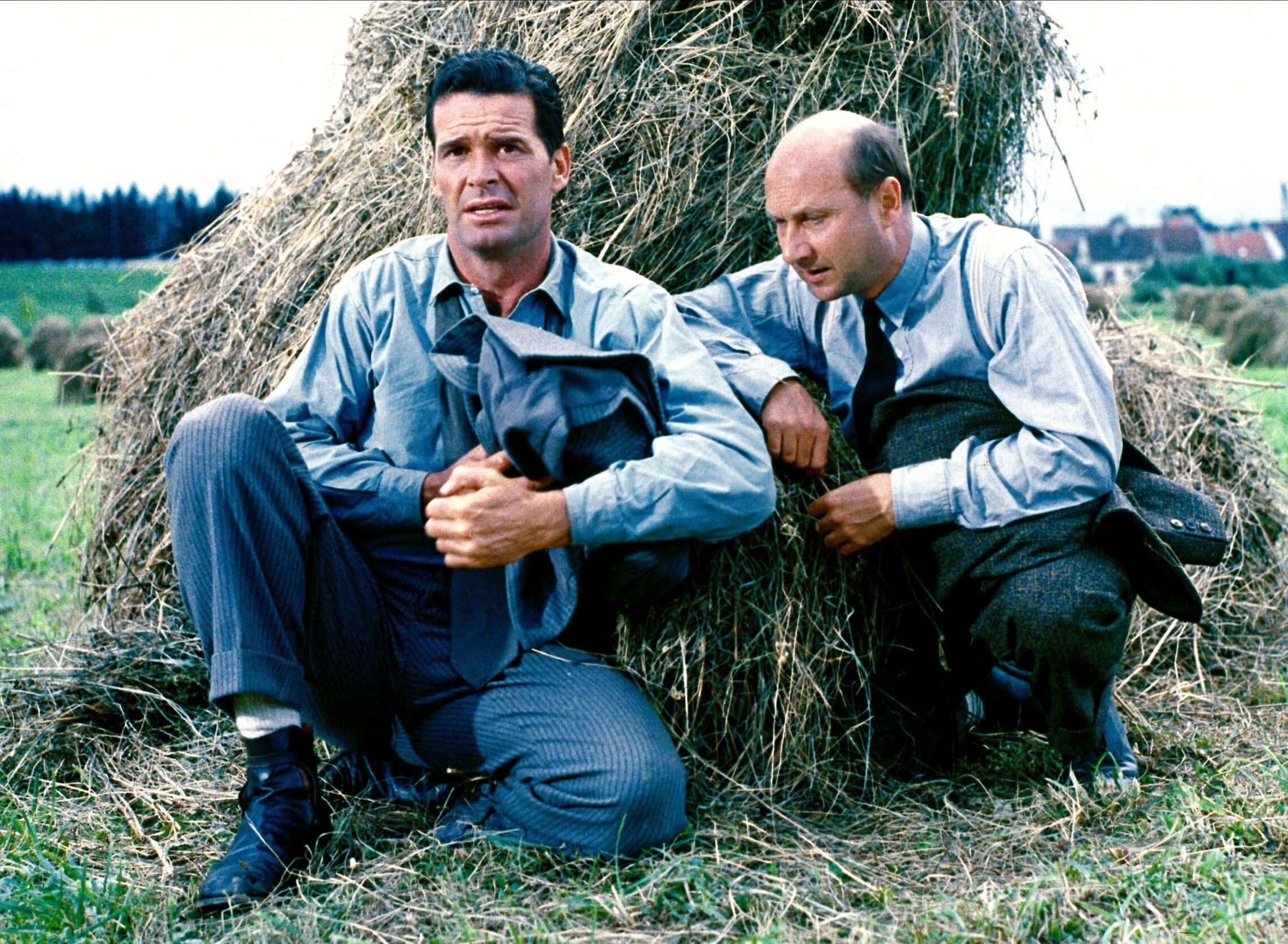 דונלד פלזנס, מימין, וג&#039;יימס גרנר בסרט &quot;הבריחה הגדולה&quot; מ-1963 (צילום: Cinematic / Alamy)