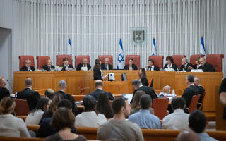 הדיון בבג"ץ בעתירות נגד חוק הנבצרות, 28 בספטמבר 2023 (צילום: חיים גולדברג/פלאש90) הדיון בבג"ץ בעתירות נגד חוק הנבצרות, 28 בספטמבר 2023 (צילום: חיים גולדברג/פלאש90)