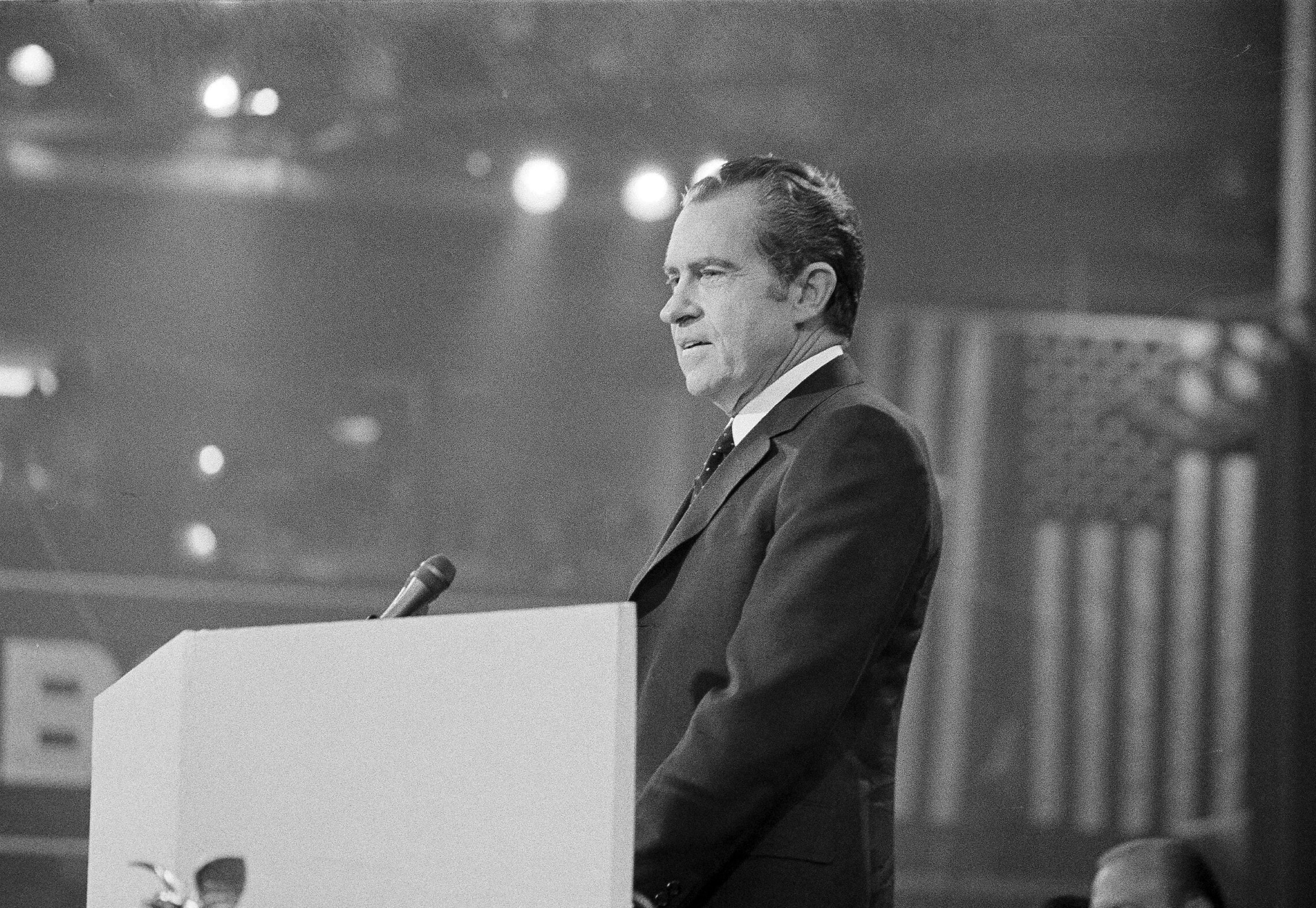 נשיא ארה&quot;ב ריצ&#039;רד ניקסון נואם בפני המפלגה הרפובליקאית, פלורידה, 23 באוגוסט 1972 (צילום: AP Photo)