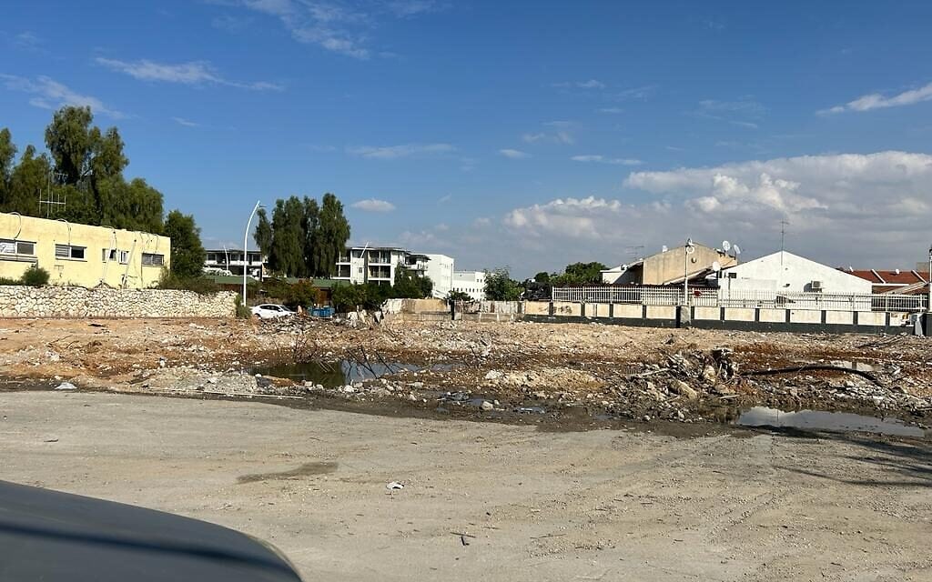 מה שנשאר מתחנת המשטרה בשדרות, 17 באוקטובר 2023 (צילום: שלום ירושלמי)