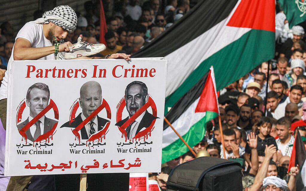 הפגנה בירדן נגד הפעילות הישראלית בעזה, 27 באוקטובר 2023 (צילום: Khalil MAZRAAWI / AFP)