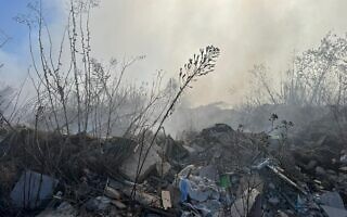 שרפת פסולת לא חוקית ברנתיס, הגדה המערבית, 8 בנובמבר 2023 (צילום: המשרד להגנת הסביבה) שרפת פסולת לא חוקית ברנתיס, הגדה המערבית, 8 בנובמבר 2023 (צילום: המשרד להגנת הסביבה)