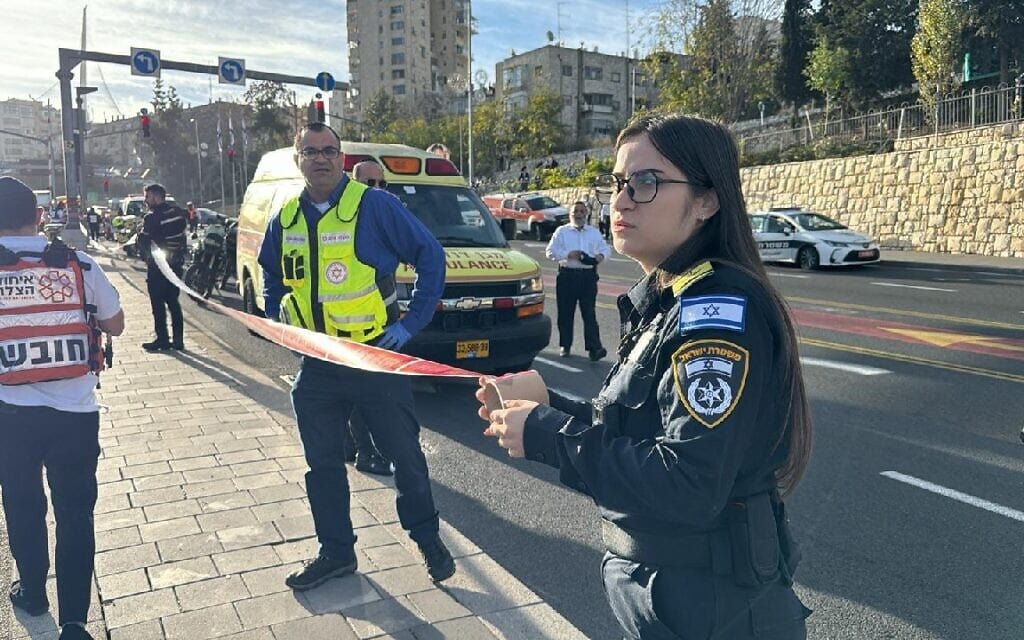 זירת פיגוע הירי בירושלים, 30 בנובמבר 2023 (צילום: דוברות המשטרה)