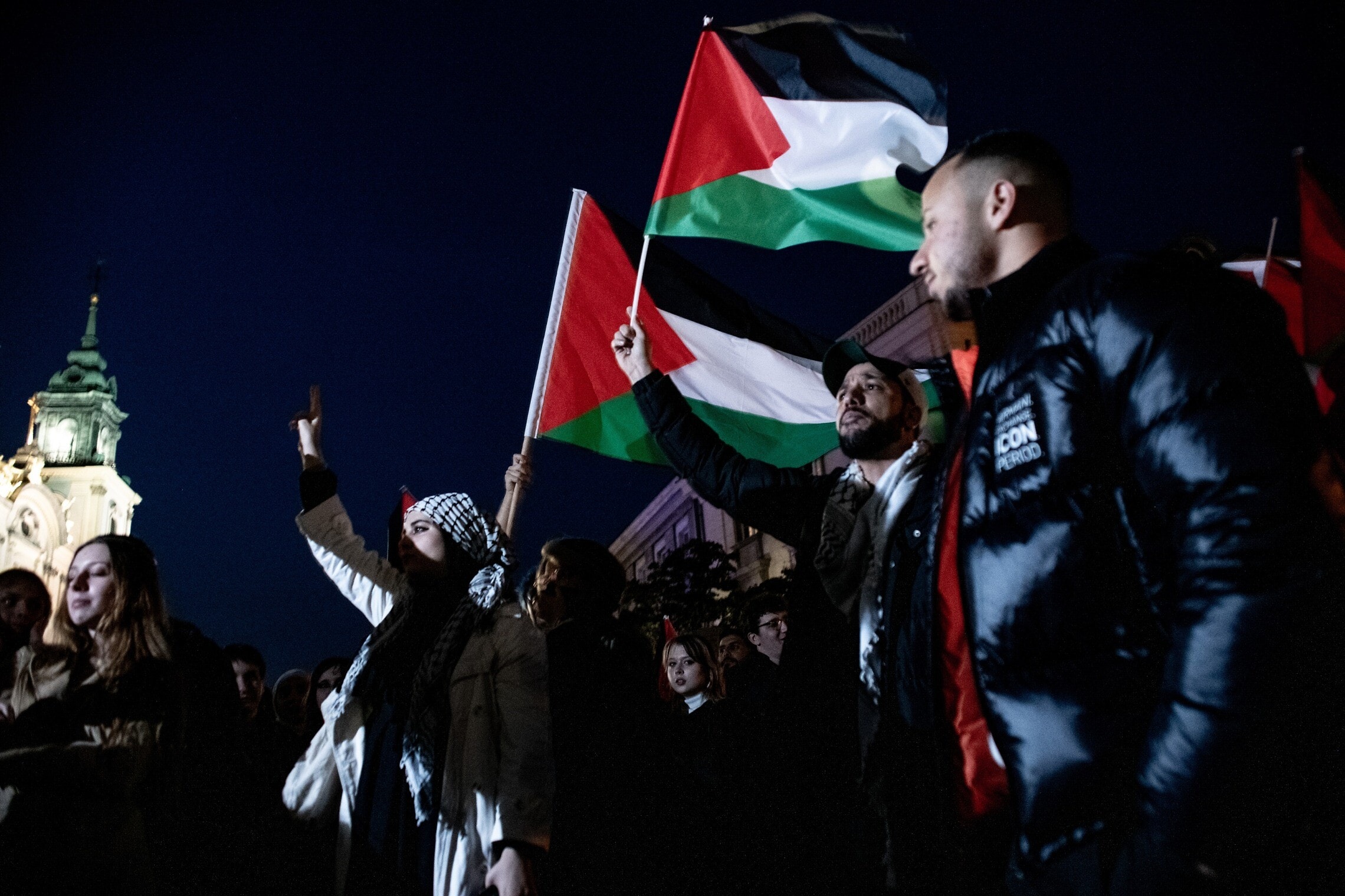 מפגינים פרו־פלסטינים/אנטי ישראלים בוורשה, 11 באוקטובר 2023 (צילום: גילעד שדה)