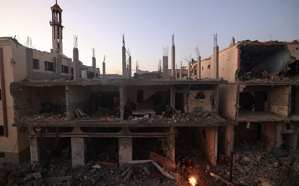 ההרס בעזה בעקבות תקיפות צה"ל ברצועה, 30 בנובמבר 2023 (צילום: Mahmud HAMS / AFP)