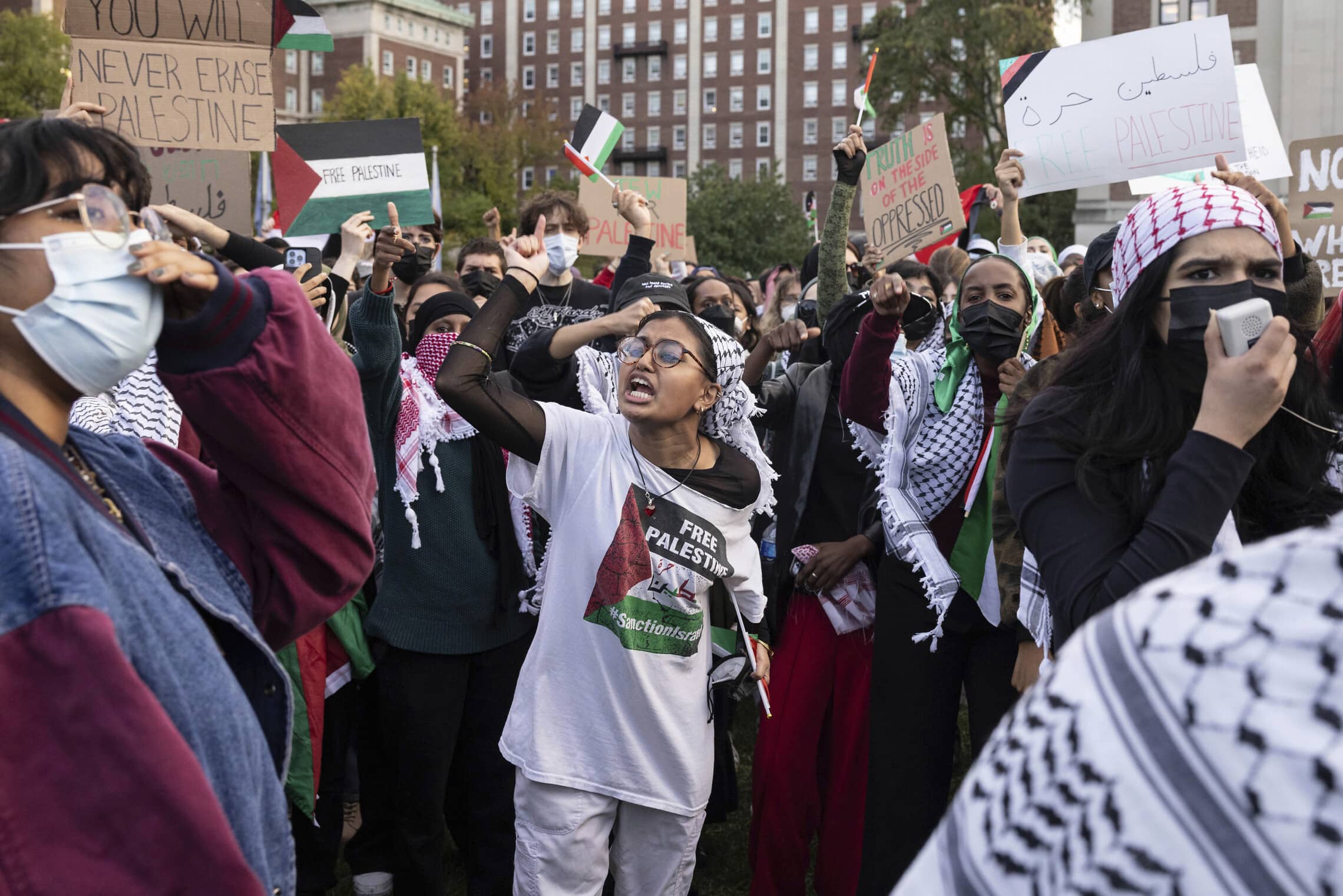 הפגנה באוניברסיטת קולומביה בניו יורק נגד ישראל, 12 באוקטובר 2023 (צילום: AP Photo/Yuki Iwamura)