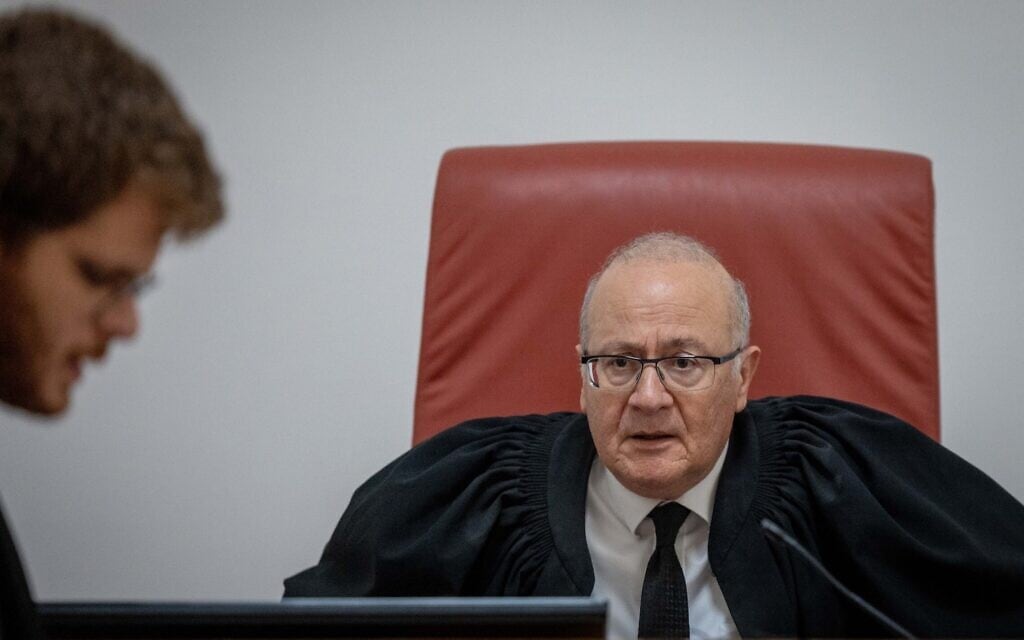 שופט בית המשפט העליון יוסף אלרון, מאי 2023 (צילום: יונתן זינדל/פלאש90)