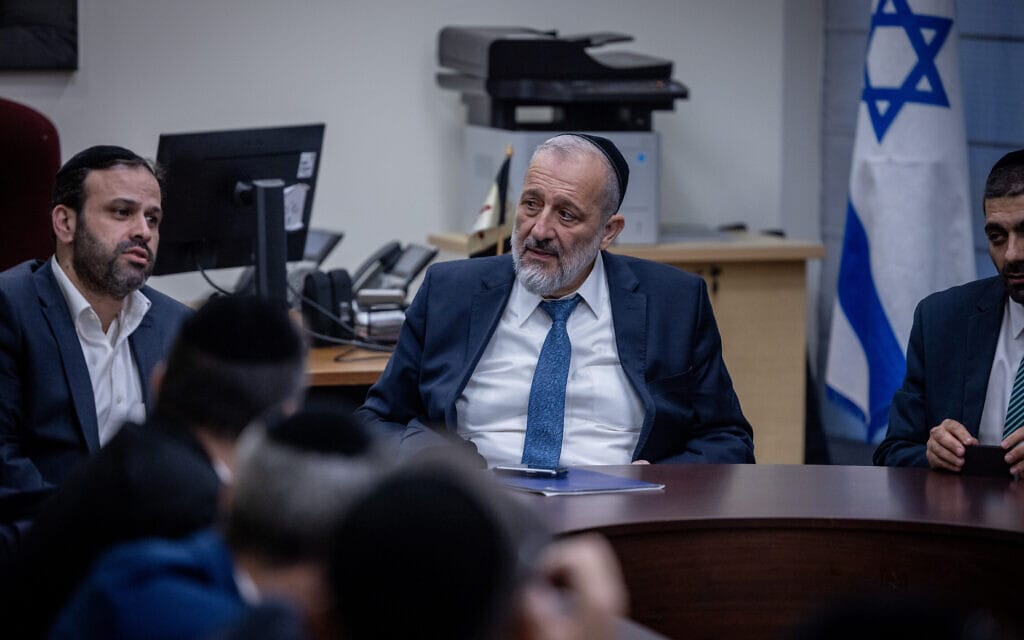 Head of the Shas party Aryeh Deri, arrives to a shas faction meeting, at the Knesset, the Israeli parliament in Jerusalem, on July 17, 2023. Photo by Chaim Goldberg/Flash90 *** Local Caption *** שס
ש"ס
ארייה דרעי
כנסת
אריה
ישיבת סיעה Head of the Shas party Aryeh Deri, arrives to a shas faction meeting, at the Knesset, the Israeli parliament in Jerusalem, on July 17, 2023. Photo by Chaim Goldberg/Flash90 *** Local Caption *** שס
ש"ס
ארייה דרעי
כנסת
אריה
ישיבת סיעה