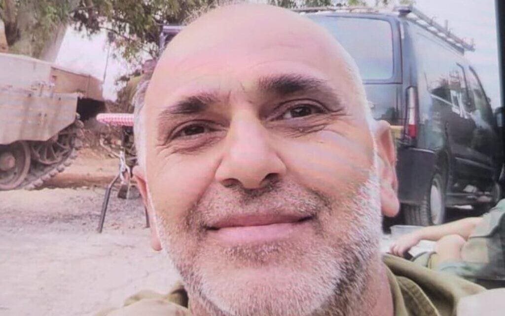 רס"ב עזריה יחזקאל בן ה-53 שנהרג מפגיעת מזל"ט בגבול לבנון, 16 בדצמבר 2023 (צילום: דובר צה"ל)