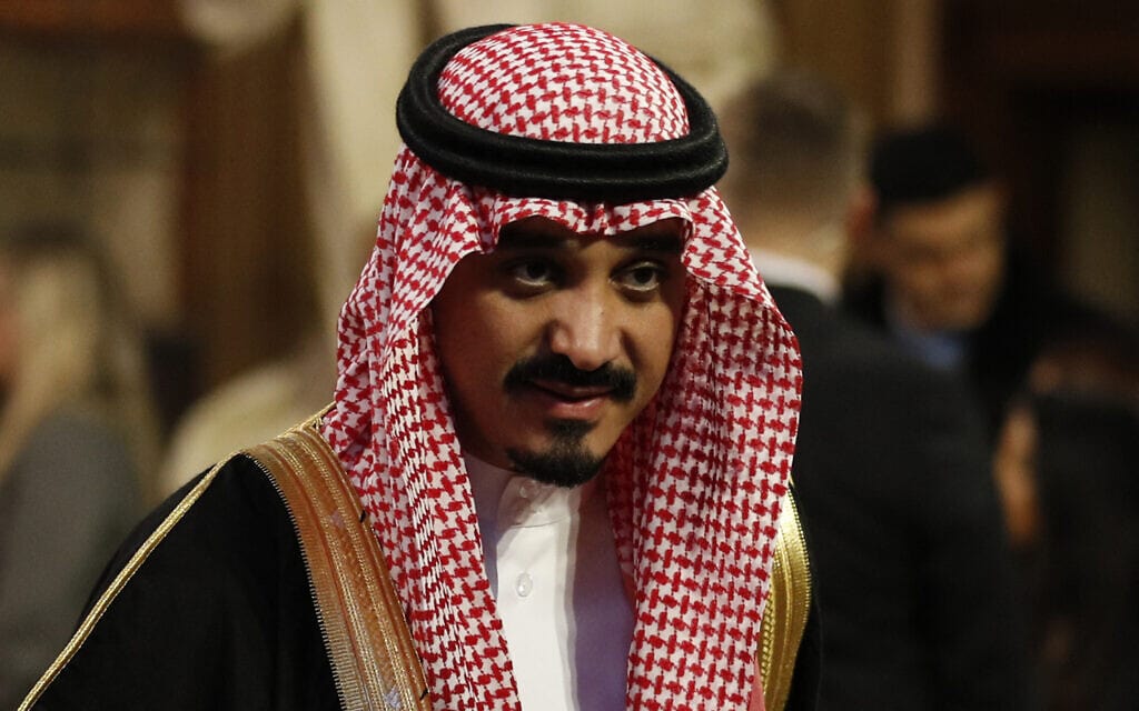 שגריר ערב הסעודית בבריטניה הנסיך חאלד בן בנדר בפרלמנט בלונדון, 19 בדצמבר 2019 (צילום: drian DENNIS / POOL / AFP)