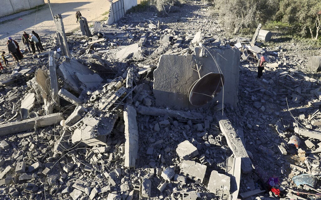 אתר ברפיח שהותקף על ידי ישראל, 13 בינואר 2024 (צילום: AFP)