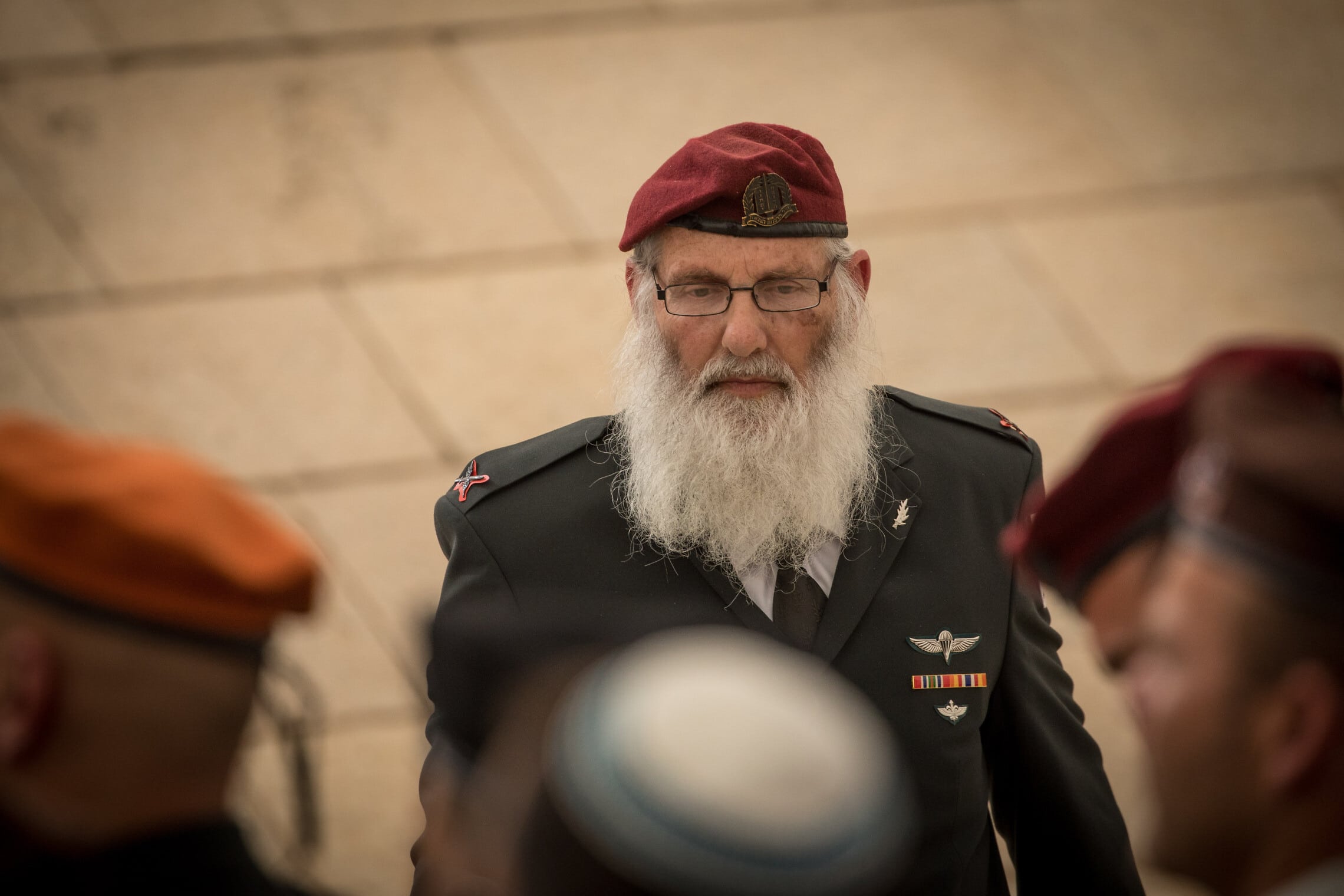 הרב הצבאי הראשי אייל קרים ב&quot;יד לבנים&quot;, ירושלים, 17 באפריל 2018 (צילום: יונתן זינדל/פלאש90)