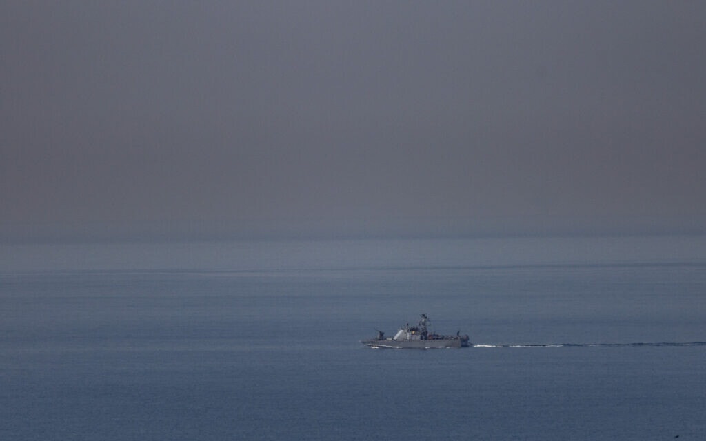 ספינת מלחמה ישראלית בקרבת הגבול הימי עם רצועת עזה, 21 בינואר 2024 (צילום: חיים גולדברג/פלאש90)