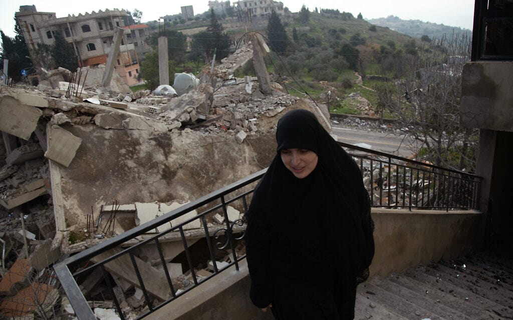 הרס בכפר לבנוני קרוב לגבול עם ישראל אחרי מתקפת חיל האוויר, 11 בפברואר 2024 (צילום: Hasan FNEICH / AFP)
