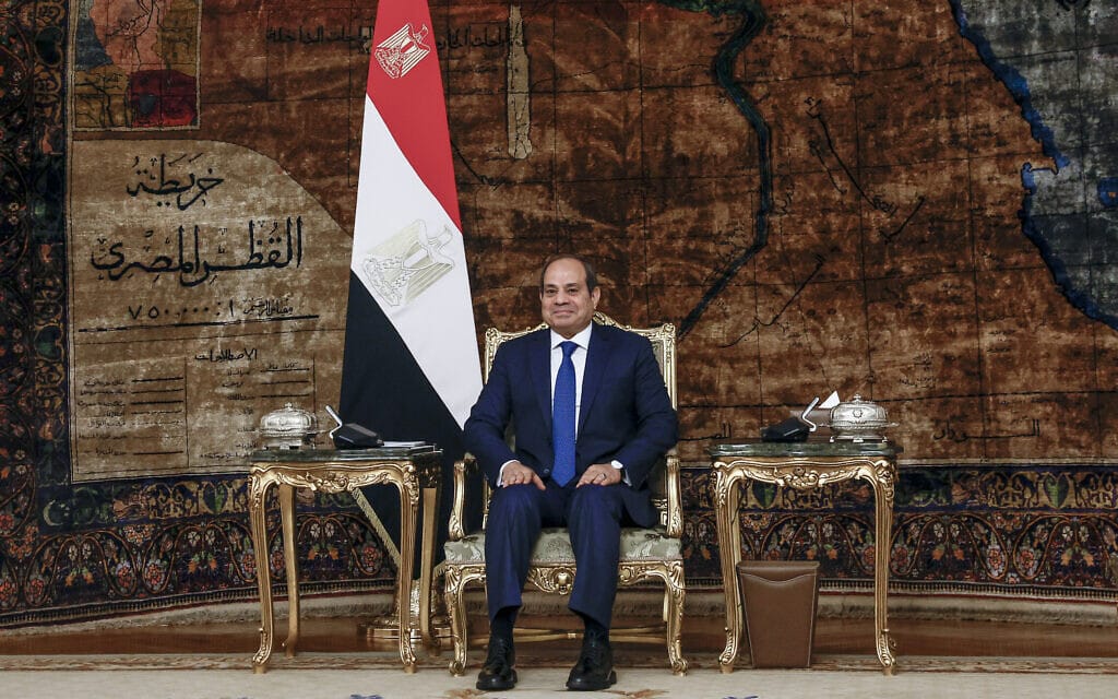 נשיא מצרים עבד אל-פתאח א-סיסי בקהיר, 11 בינואר 2024 (צילום: Evelyn Hockstein/Pool via AP)