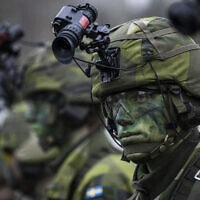 חיילים שוודים בתרגיל צבאי ליד שטוקהולם, 27 בפברואר 2024
