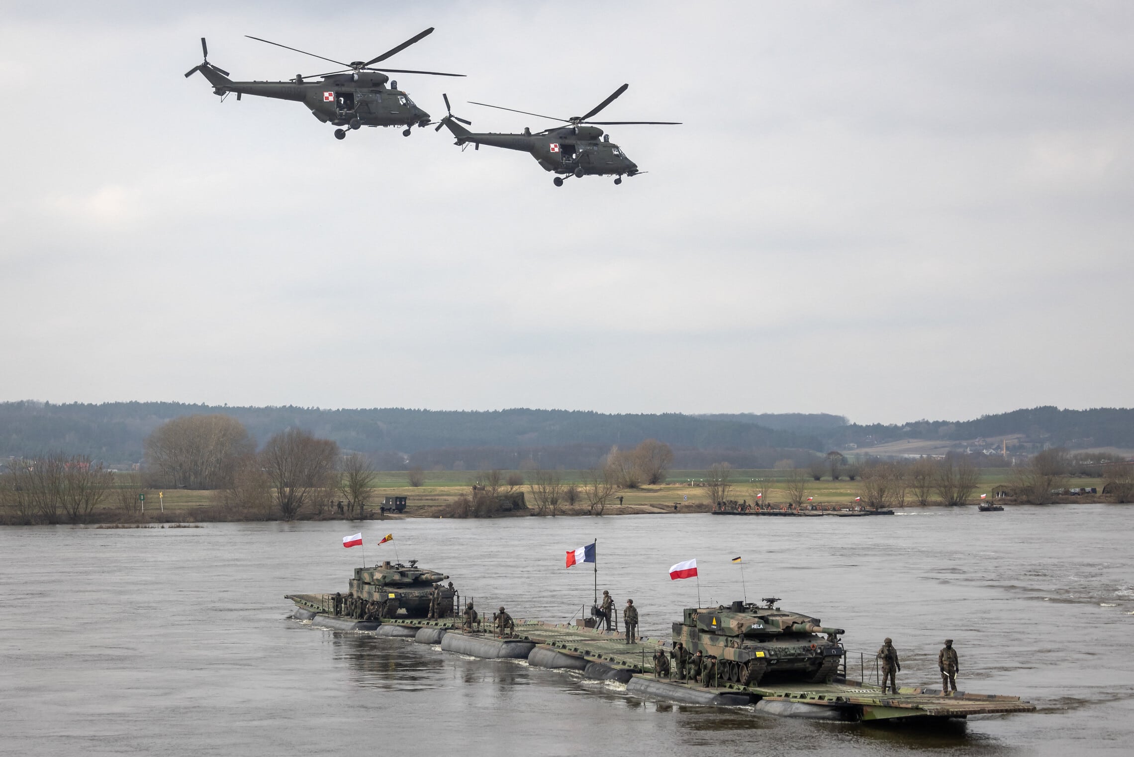 חיילים פולנים בתרגיל צבאי של נאט&quot;ו, 4 במרץ 2024 (צילום: Wojtek Radwanski / AFP)