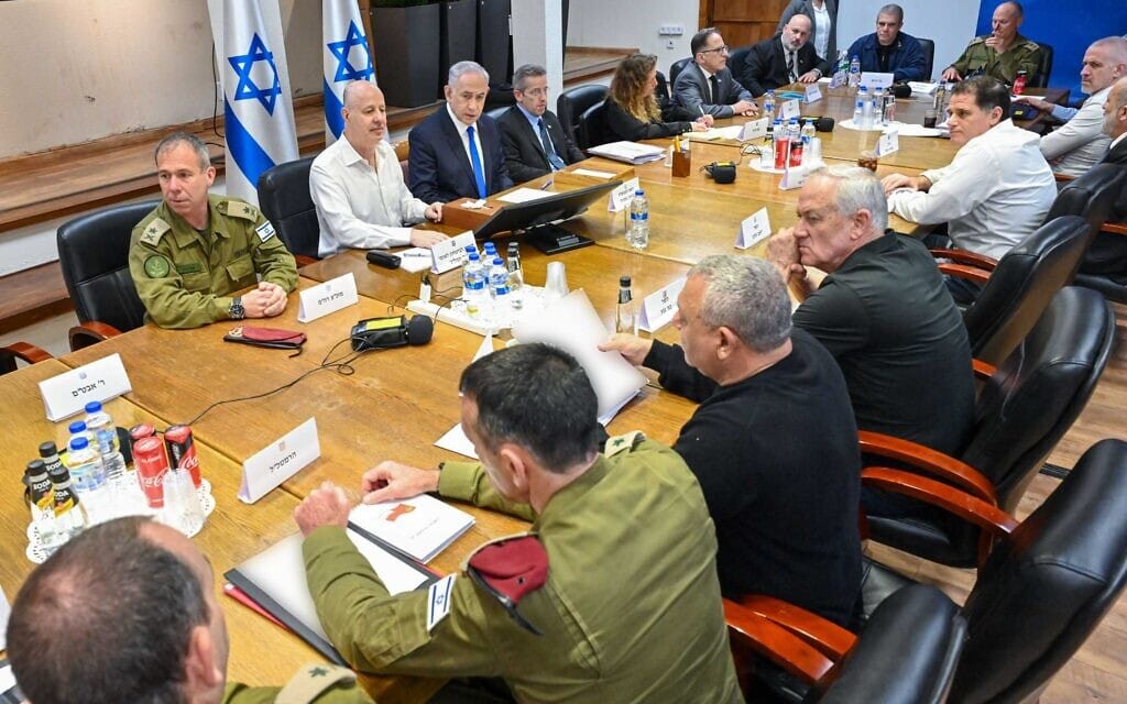 ישיבת קבינט המלחמה בקריה בתל אביב, 15 במרץ 2024 (צילום: קובי גדעון / לע&quot;מ)
