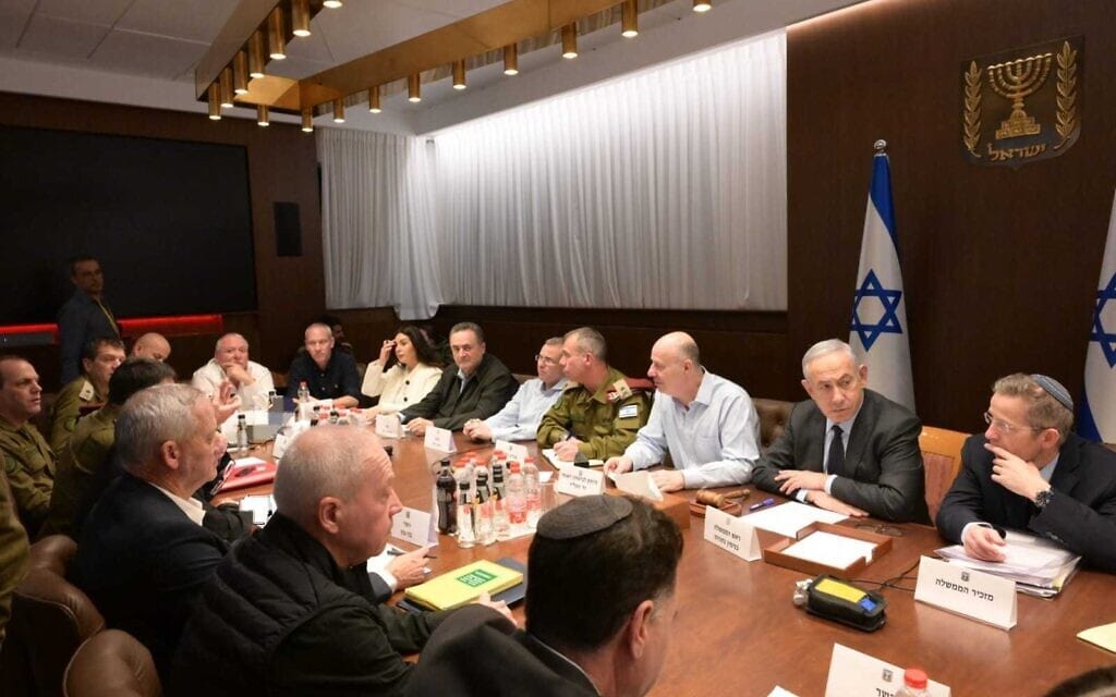 ישיבת הקבינט המדיני-ביטחוני בלשכת ראש הממשלה בירושלים, 28 במרץ 2024 (צילום: עמוס בן גרשום / לע"מ)