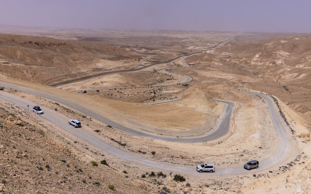 כביש 10, 7 באפריל 2023 (צילום: יוסי אלוני/פלאש90) כביש 10, 7 באפריל 2023 (צילום: יוסי אלוני/פלאש90)