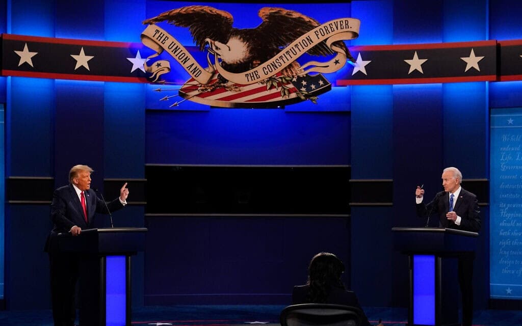 העימות הנשיאותי בין ג&#039;ו ביידן ודונלד טראמפ ב-22 באוקטובר 2020 (צילום: AP Photo/Patrick Semansky)