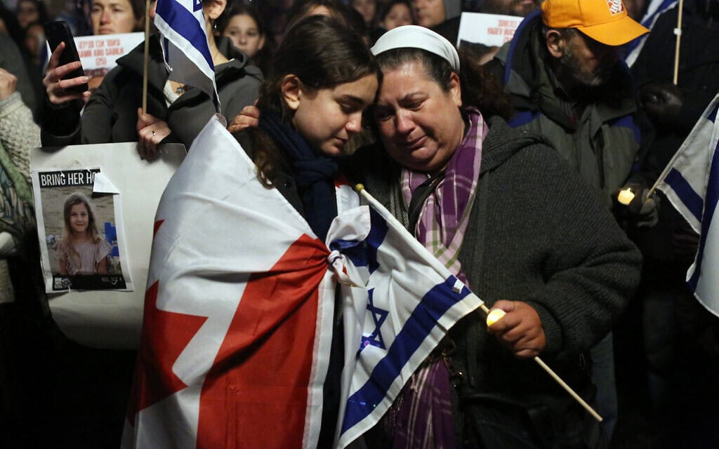 הקהילה היהודית בקנדה קוראת לשחרר את החטופים בעזה, אונטריו, 28 באוקטובר 2023 (צילום: Dave Chan / AFP)