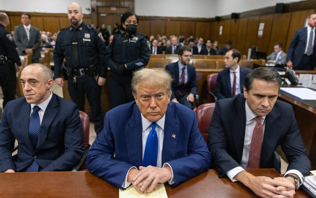דונלד טראמפ בבית המשפט בניו יורק, 3 במאי 2024 (צילום: Jeenah Moon-Pool/Getty Images/AFP)