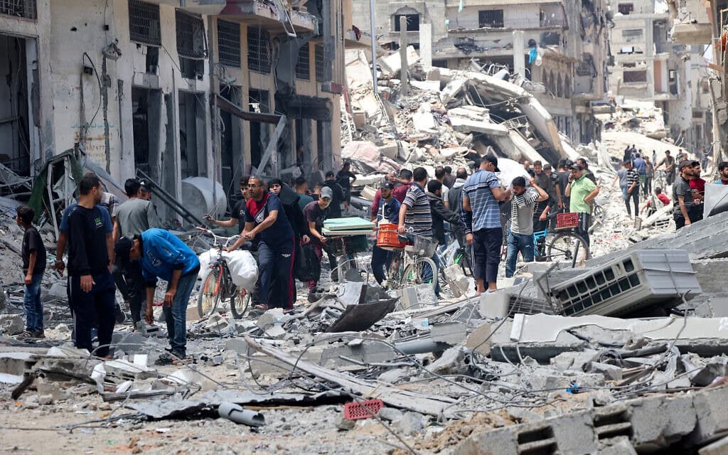 מבנים בשכונת זייתון בעיר עזה שנפגעו במלחמה בין חמאס לישראל, 15 במאי 2024 (צילום: AFP)