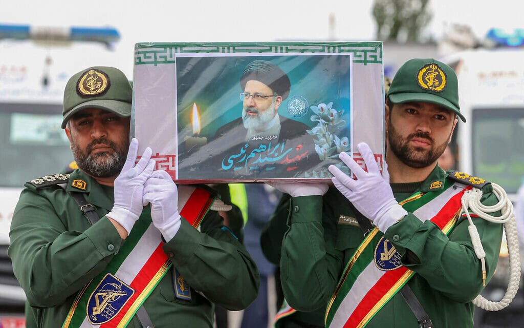 תחילת מסע הלוויתו של נשיא איראן אבראהים ראיסי, 21 במאי 2024 (צילום: Iranian Presidency / AFP)