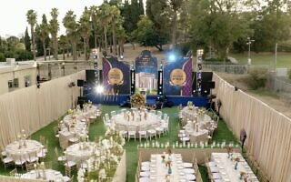 אירוע הנחת אבן הפינה לבית הכנסת "אחוזת הנשיא" ברחובות, 2021 (צילום: צבעים הפקות, יוטיוב, צילום מסך)