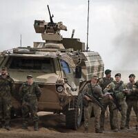 חיילים מצבאות גרמניה וליטא באימון משותף בליטא, מאי 2024 (צילום: AP Photo/Mindaugas Kulbis) חיילים מצבאות גרמניה וליטא באימון משותף בליטא, מאי 2024 (צילום: AP Photo/Mindaugas Kulbis)