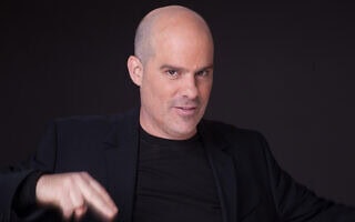 דן תורן (צילום: רוני פרל, ויקיפדיה) דן תורן (צילום: רוני פרל, ויקיפדיה)