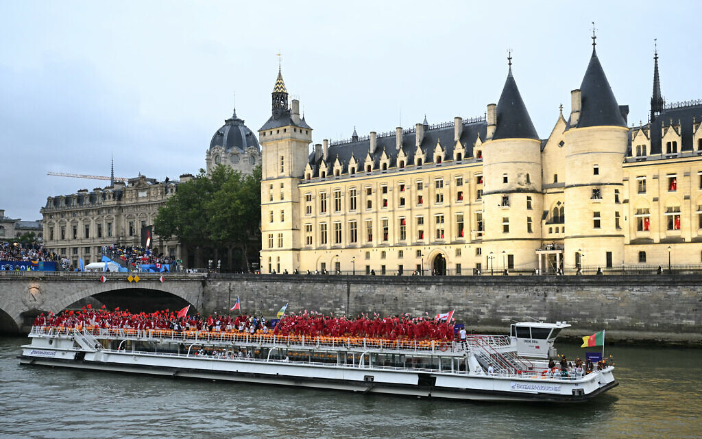 טקס הפתיחה של אולימפיאדת הקיץ בפריז, 26 ביולי 2024 (צילום: Natalia KOLESNIKOVA / AFP)