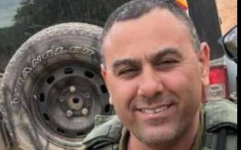 רב-נגד מחמוד עמרייה, שנהרג בפיצוץ הכטב"ם בגליל המערבי ב-19 באוגוסט 2024 רב-נגד מחמוד עמרייה, שנהרג בפיצוץ הכטב"ם בגליל המערבי ב-19 באוגוסט 2024